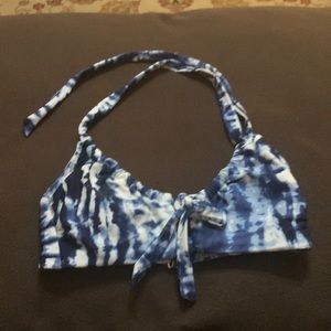 Time and tru blue/ white tie dye look bikini halter top size small (4-6)